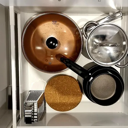 Apple - Wroblewskiego Prywatne Miejsce Parkingowe