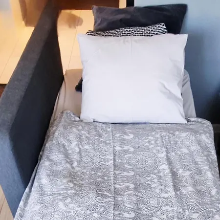 Apple - Wroblewskiego Prywatne Miejsce Parkingowe