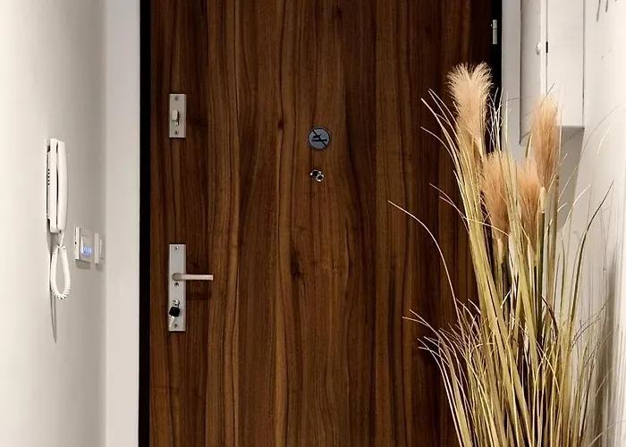 Apple - Wroblewskiego Prywatne Miejsce Parkingowe