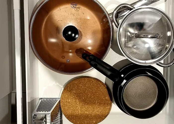 Apple - Wroblewskiego Prywatne Miejsce Parkingowe