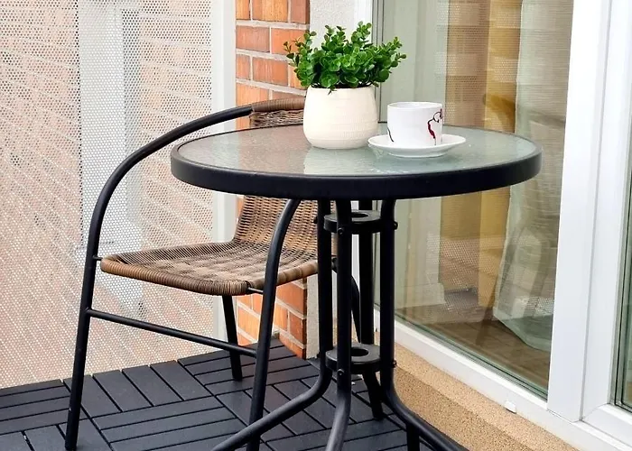 Apple - Wroblewskiego Prywatne Miejsce Parkingowe * לודז'