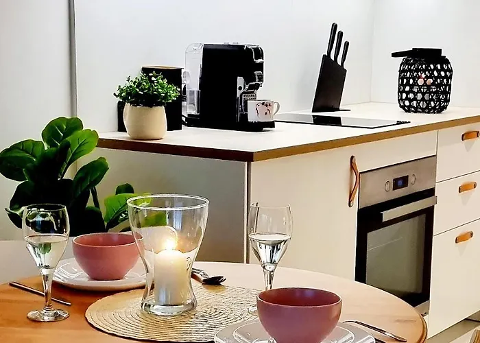 Apple - Wroblewskiego Prywatne Miejsce Parkingowe Łódź