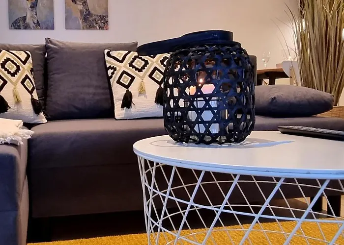 Apple - Wroblewskiego Prywatne Miejsce Parkingowe