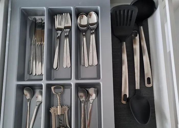 Apple - Wroblewskiego Prywatne Miejsce Parkingowe *