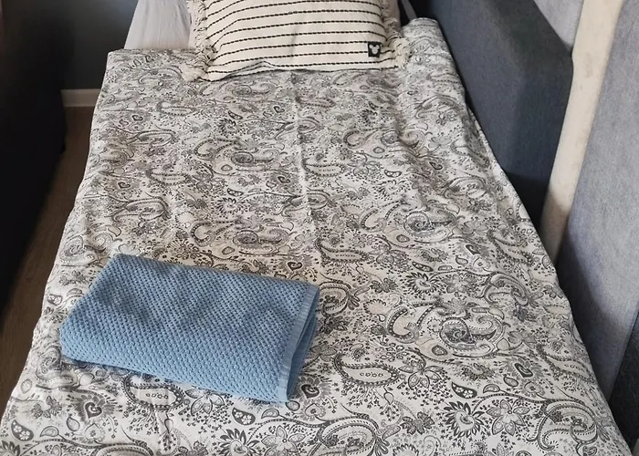 Apple - Wroblewskiego Prywatne Miejsce Parkingowe *